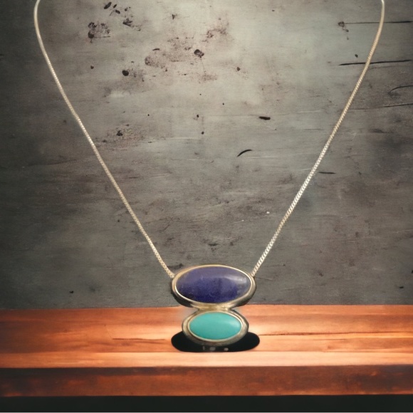 🌺 Vintage Lapis Turquoise and Sterling Silver Necklace with Spring Clasp. - Picture 2 of 10